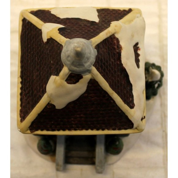 Ceramic Gazebo Piece for your Christmas Village Under the Tree Holiday Decor - Picture 5 of 6